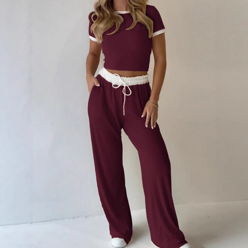 Damen lässiges zwei-teiliges Freizeit-Set mit cropped T-Shirt und weiten Hose