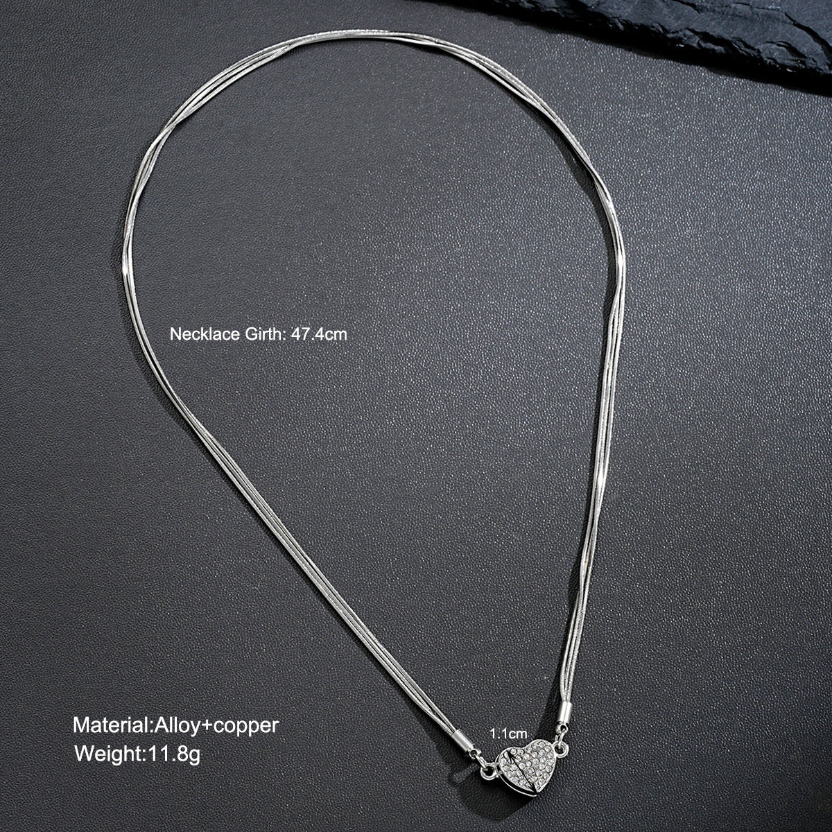 Damen Halskette mit einzigartigem Herzanhänger und funkelnden Zirkonia Steinen Shop Nory