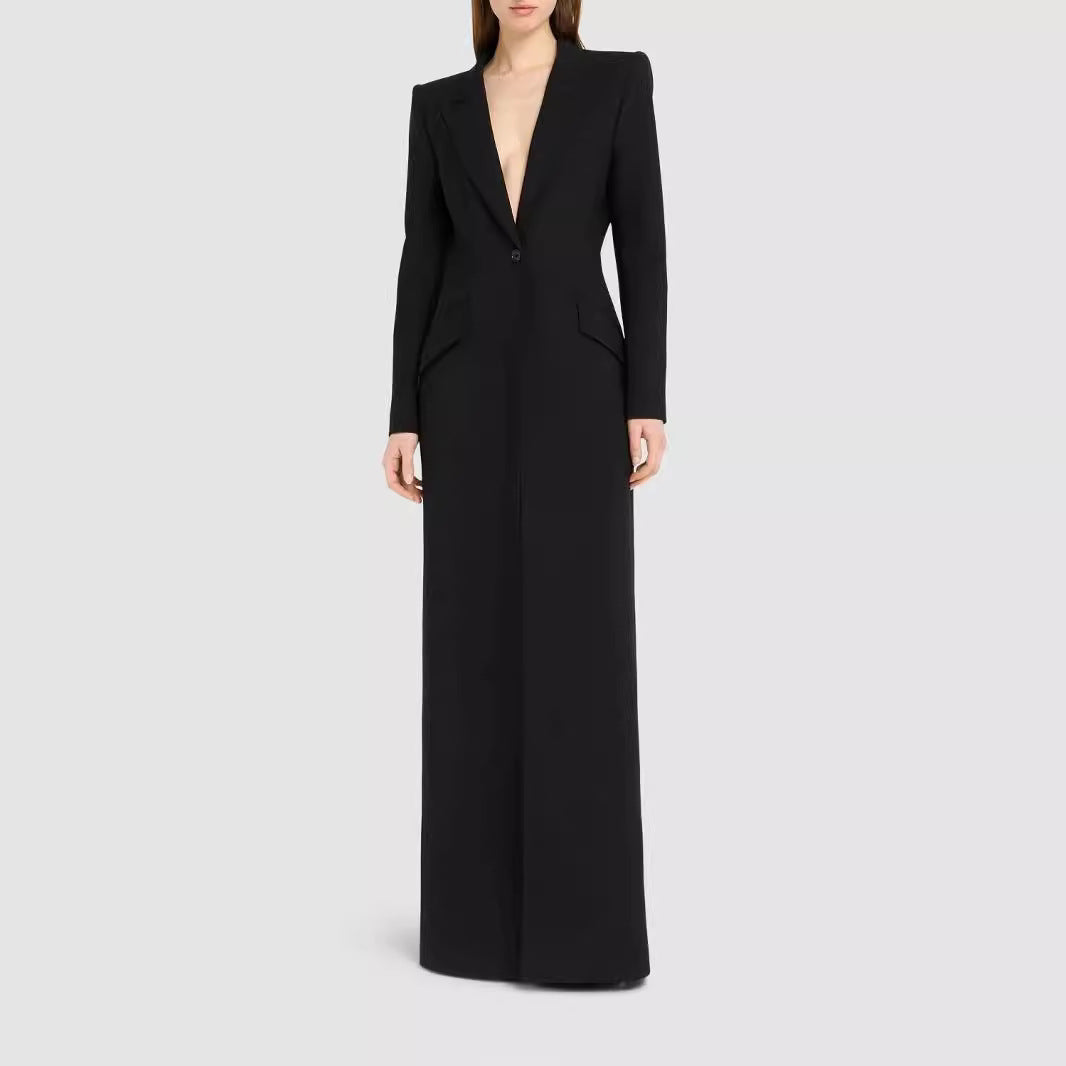 Damen Langes tailliertes Blazerkleid mit tiefem V‑Ausschnitt und strukturierten Schulterpolstern Shop Nory