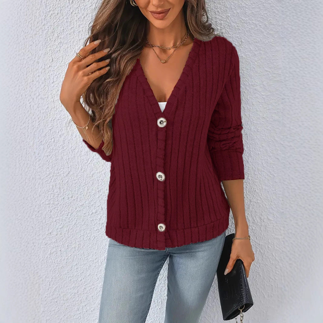 Damen gerippter V-Ausschnitt Strickcardigan mit dekorativen Knöpfen, leicht überschnittener Schulter und kastigem Saum Shop Nory