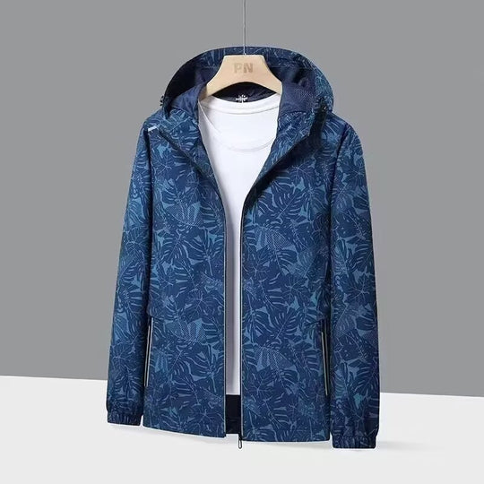 Damen Atmungsaktive Kapuzenjacke mit Trendigem Blätterdruck Shop Nory