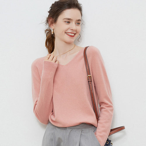 Damen Kuscheliger V‑Ausschnitt Feinstrickpullover aus Mohair‑Mix mit flauschiger Oberfläche Shop Nory