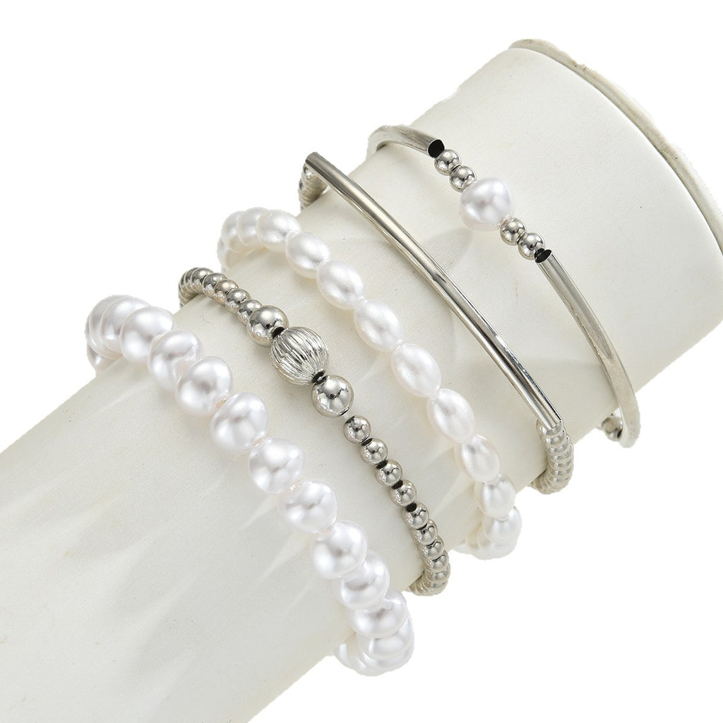 Damen-Armband-Set mit eleganten Perlen- und modernen Metallakzenten Shop Nory