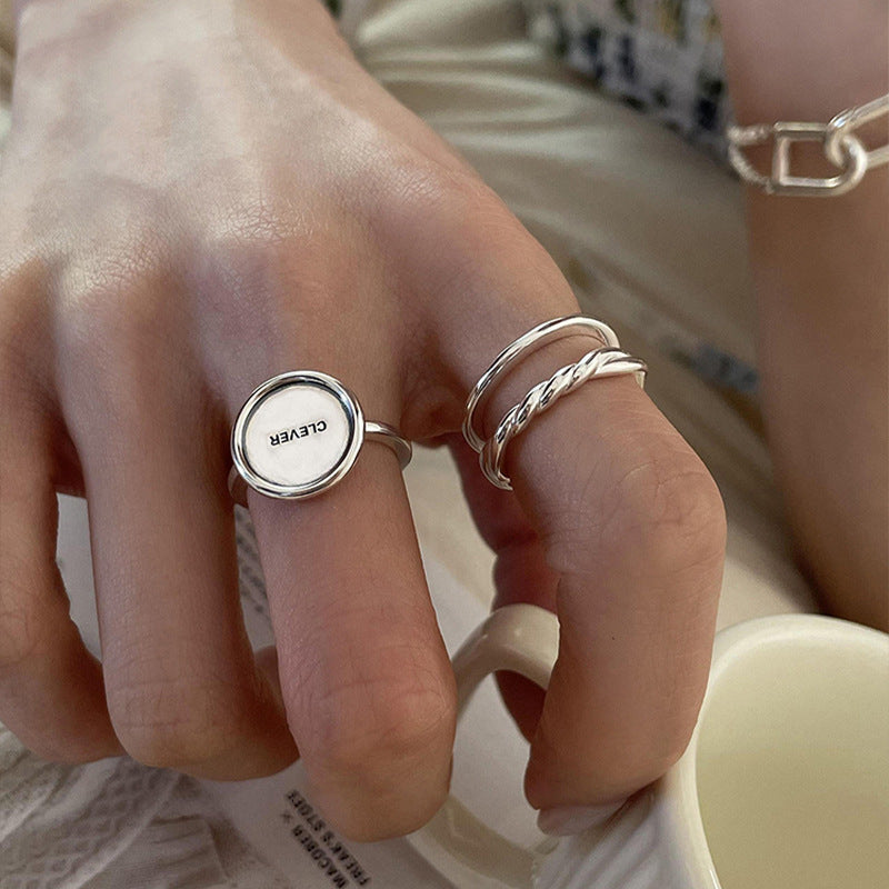 Damen filigraner und eleganter Ring mit gedrehtem Design Shop Nory