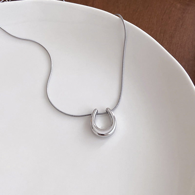Damen Kontemporäre Minimalistische Hufeisen Anhänger Halskette Shop Nory
