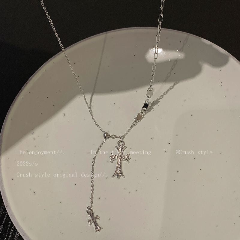 Damen modische Halskette mit einzigartigem Kreuzdesign Shop Nory