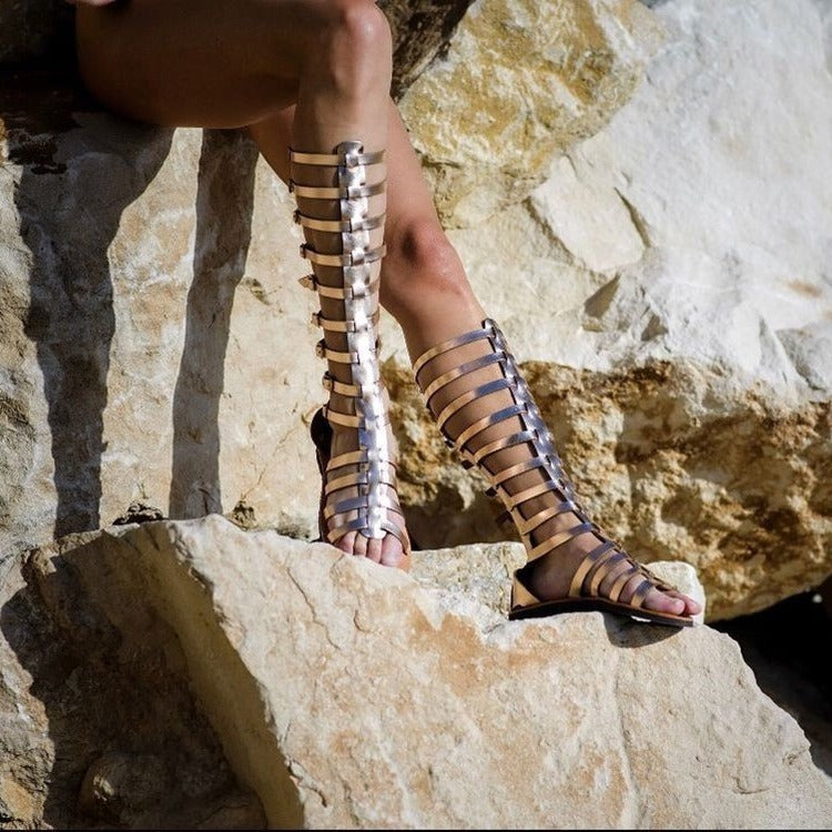 Damen kniehohe Gladiatorensandalen mit verstellbaren Riemen und flacher Lederlaufsohle Shop Nory