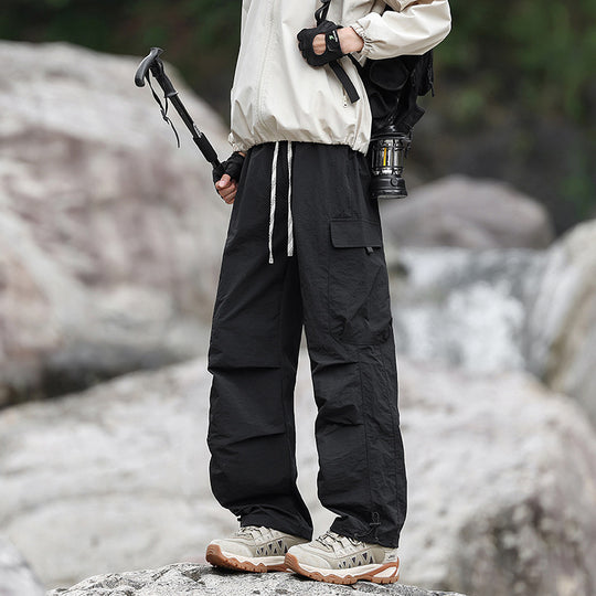 Herren Leichte technische Cargo-Trekkinghose mit Kordelzugbund, verstärkten Saumkanten und verstellbarem Beinabschluss Shop Nory
