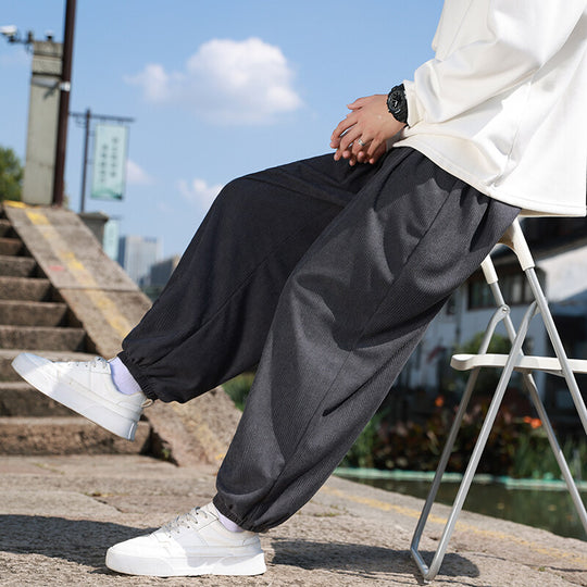 Herren Weite Cord-Loungehose mit Tunnelzug, gerippter Cordstruktur und elastischen Bündchen Shop Nory