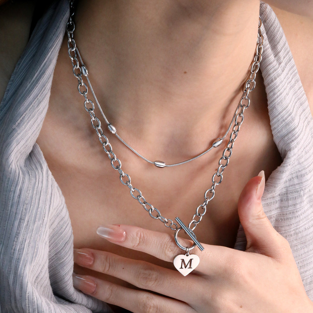 Damen Halskette mit herzförmigem Anhänger und einzigartigem Toggleverschluss Shop Nory