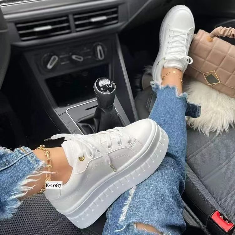 Damen trendige Plateau Sneakers mit glänzender Oberfläche