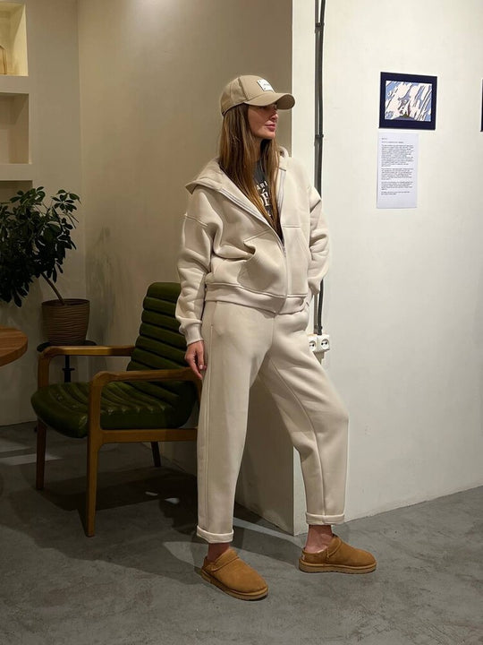 Damen lässiges Fleece-Zweiteiler mit Oversize-Kapuzenjacke und tapered Joggerhose Shop Nory