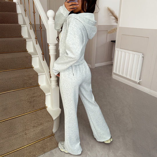 Damen nan kurzgeschnittenes Kapuzen-Sweatset mit Reißverschluss und hochtaillierter Schlaghose Shop Nory