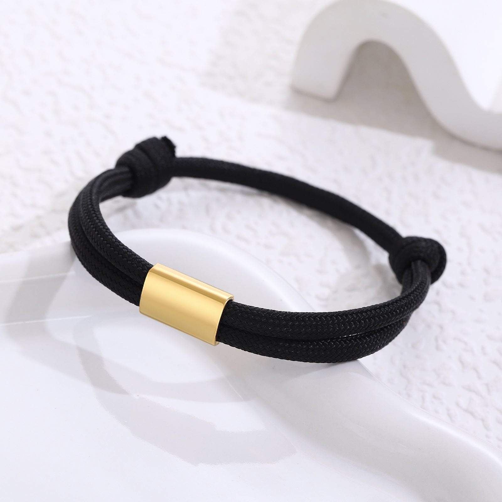 Damen geflochtenes Armband mit edelem Verschluss Shop Nory