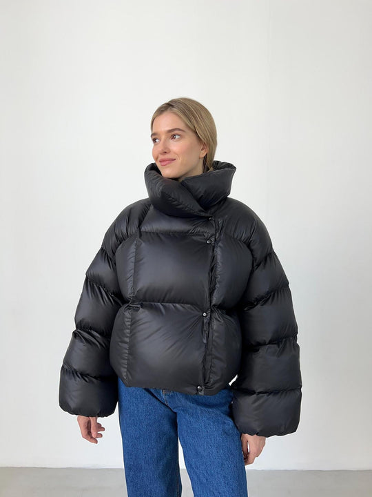 Damen extravagante Oversize Steppdaunenjacke mit extravoluminöser Kapuze Shop Nory