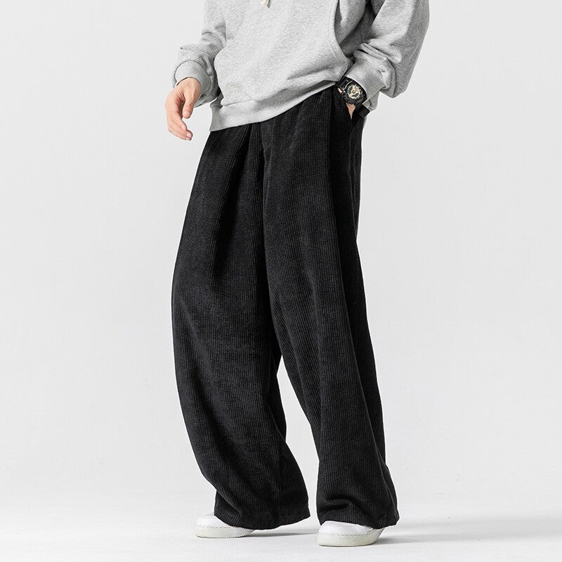 Herren Weite Cordhose mit Bundfalten und Relaxed-Silhouette Shop Nory