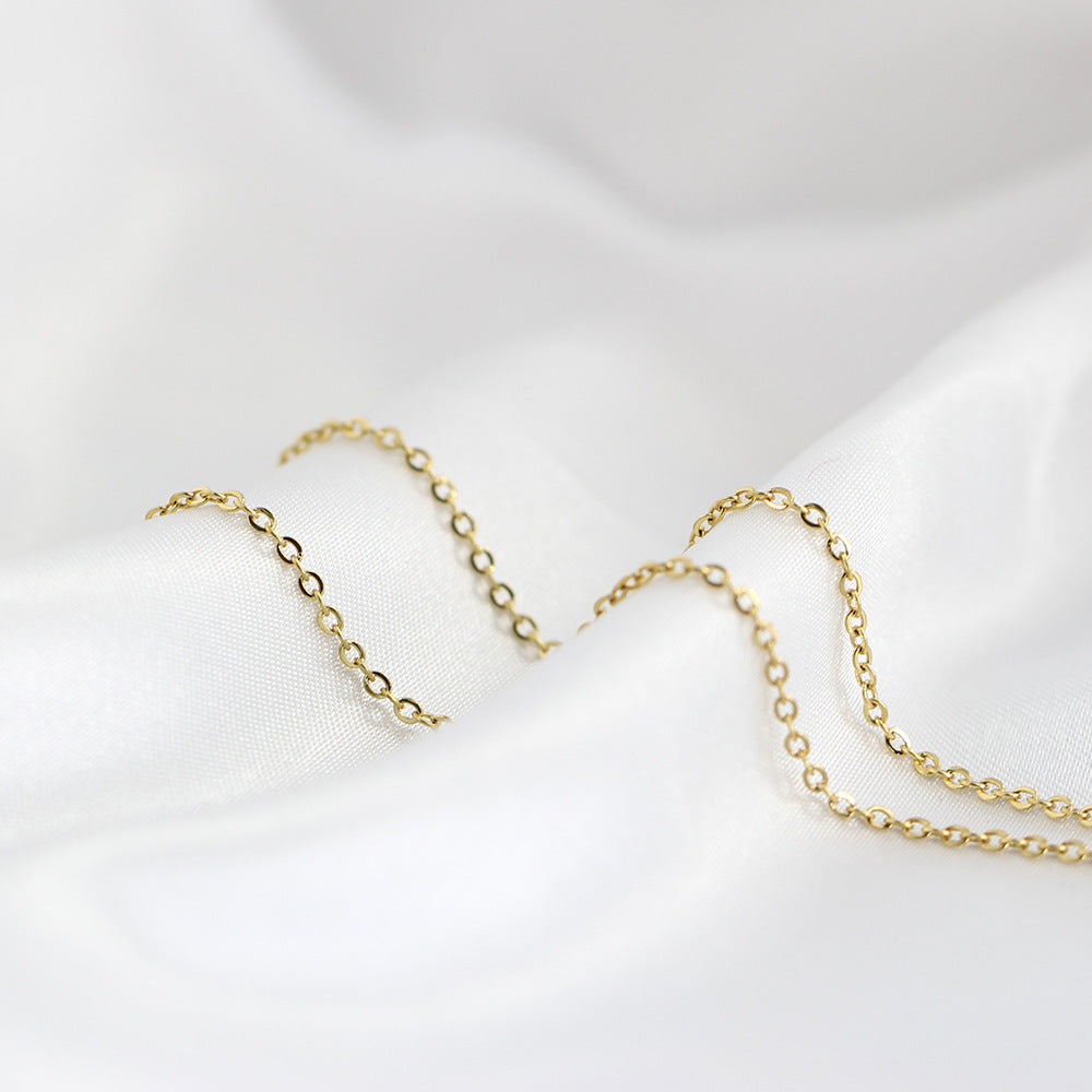 Damen Halskette mit gravierbarem, filigranen Anhänger Shop Nory