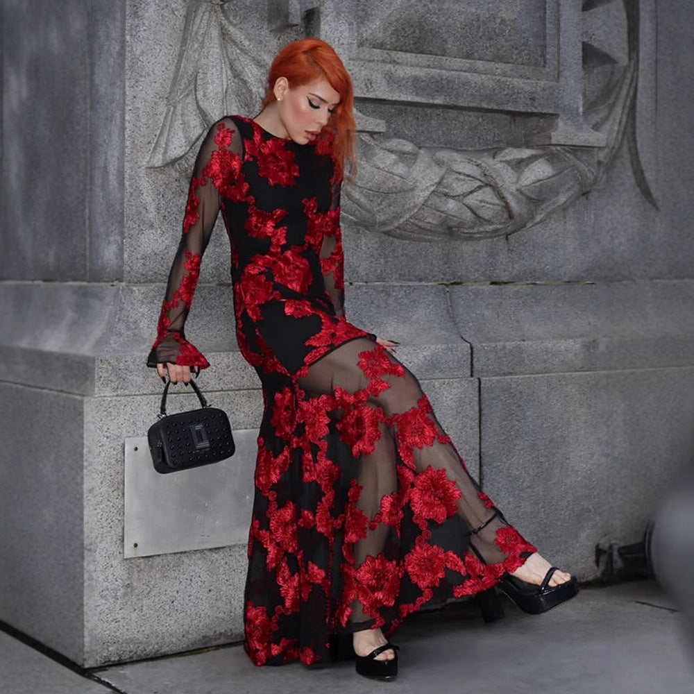 Damen Maxikleid mit transparentem Mesh und floraler Stickerei Shop Nory