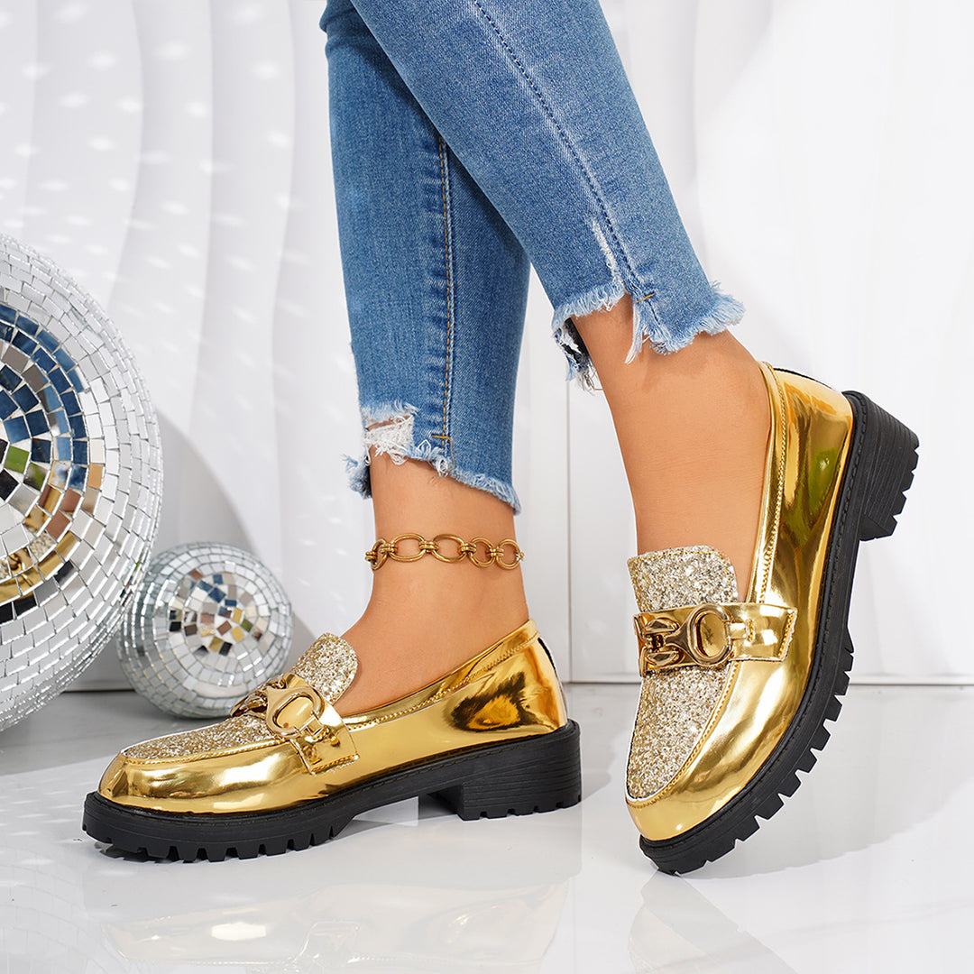 Damen Lackloafer mit glitzernder Vorderkappe, Schlupfdesign und profilierter Plateausohle Shop Nory