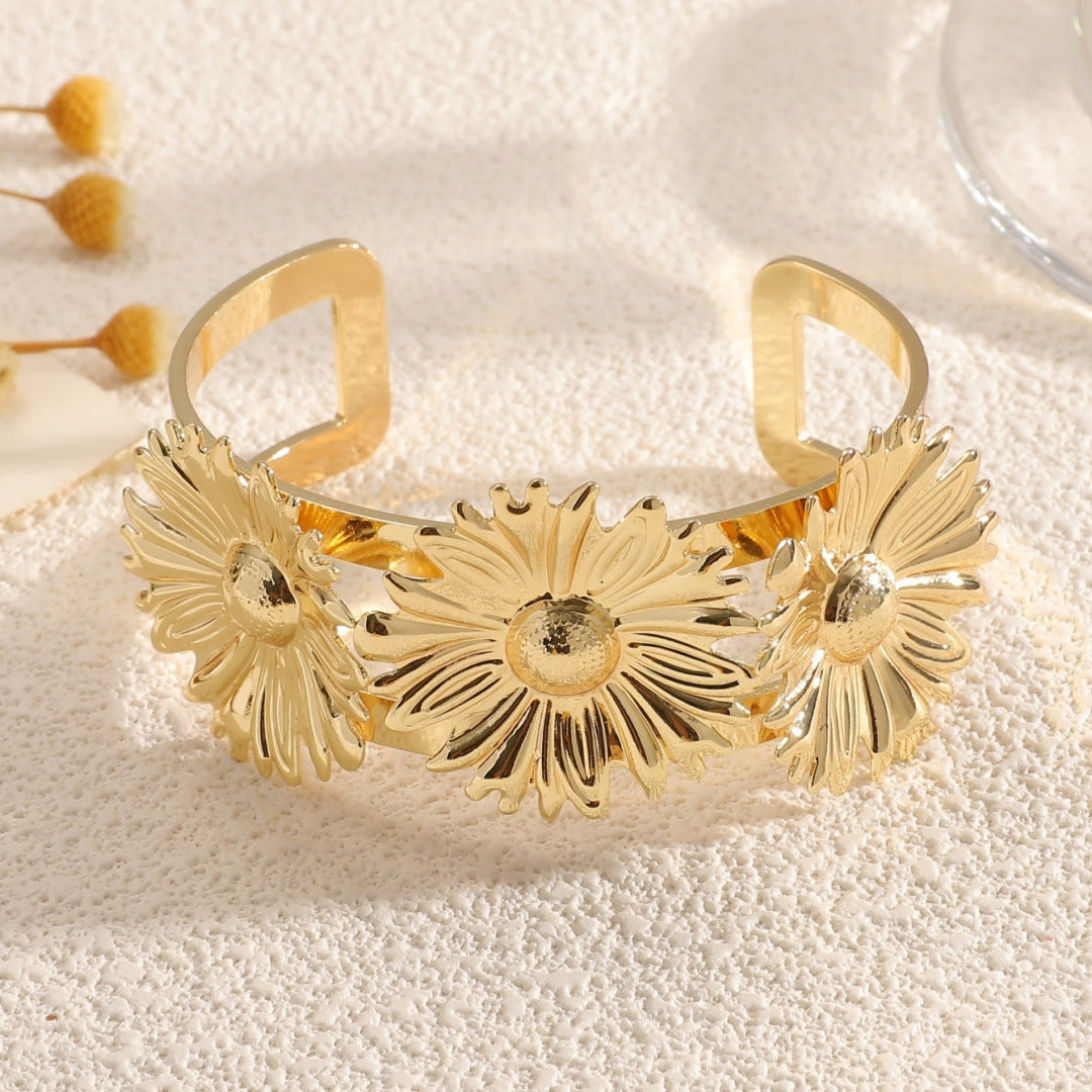 Damen Schmuckset mit floralem Design Shop Nory