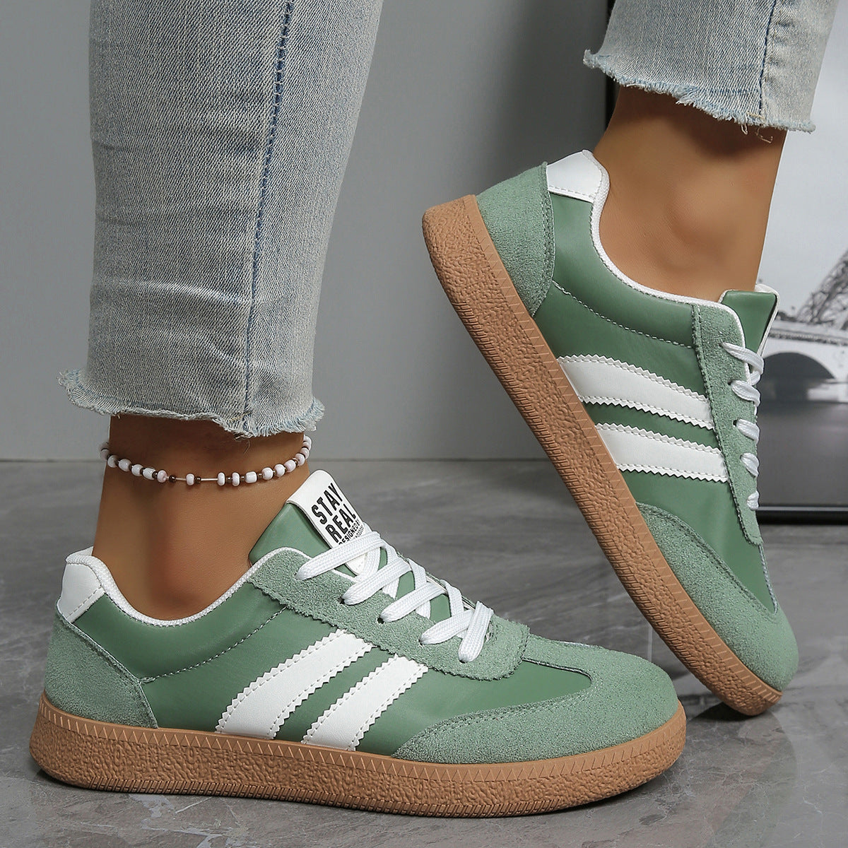 Damen Sneakers im sportlichen Retro-Design mit atmungsaktiven Mesh-Einsätzen und bequemer Sohle
