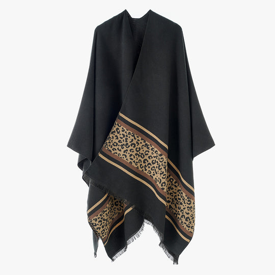 Damen Cape-Poncho aus Feinstrick mit Leoparden-Bordüre und asymmetrischem Saum Shop Nory