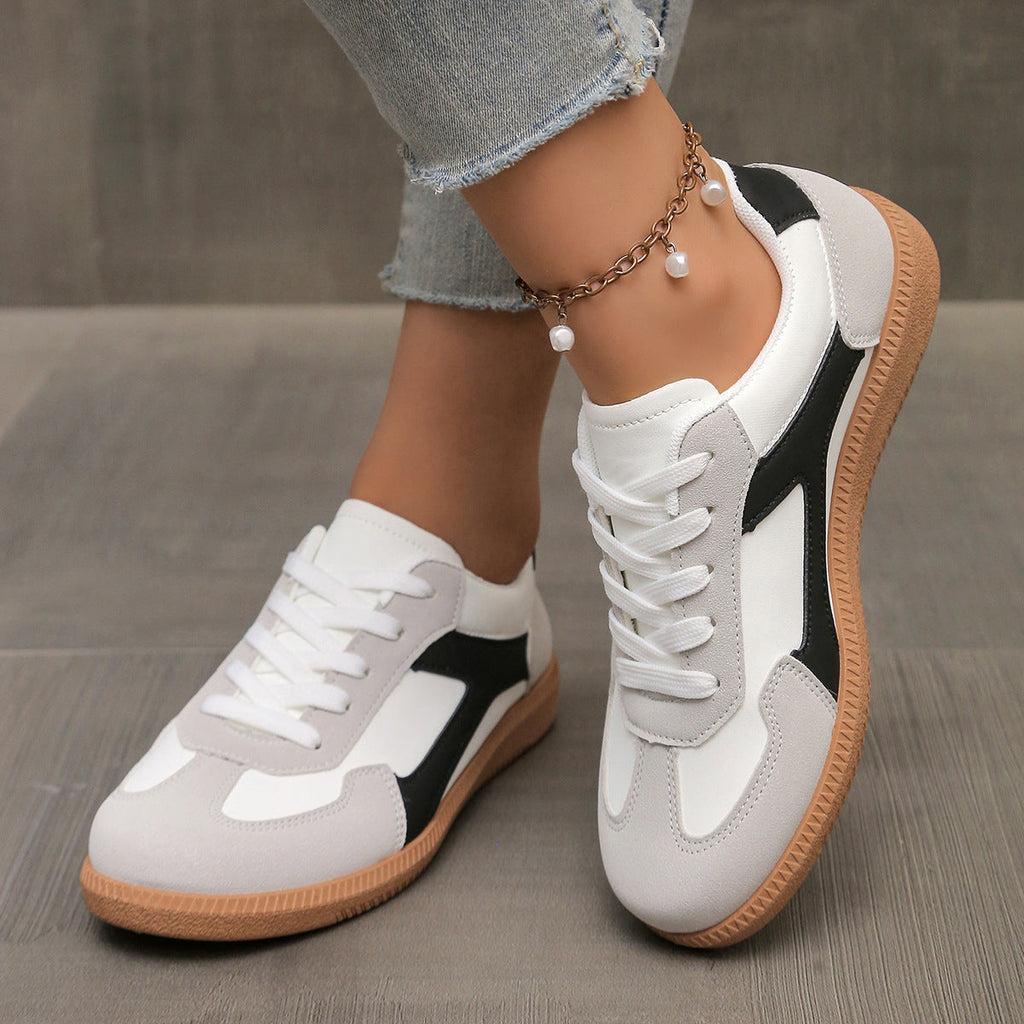 Damen sportliche Sneakers im Retro-Stil mit atmungsaktiver Oberflächenstruktur und rutschfester Sohle