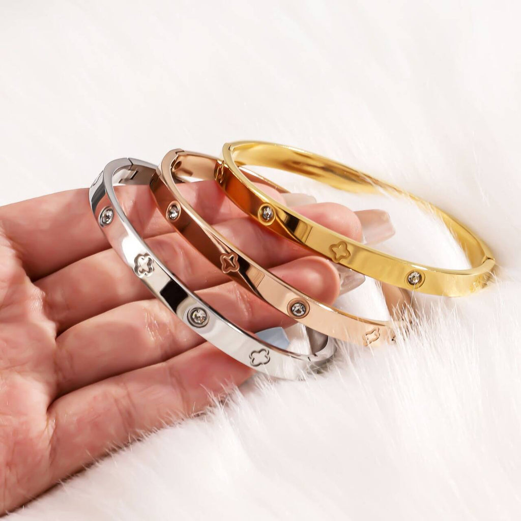 Damen Armreif mit funkelnden Zirkonia und elegantem Design Shop Nory