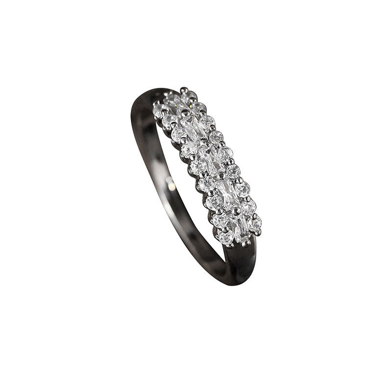 Damen Funkelnder Ring mit kunstvollen Zirkonia-Akzenten Shop Nory