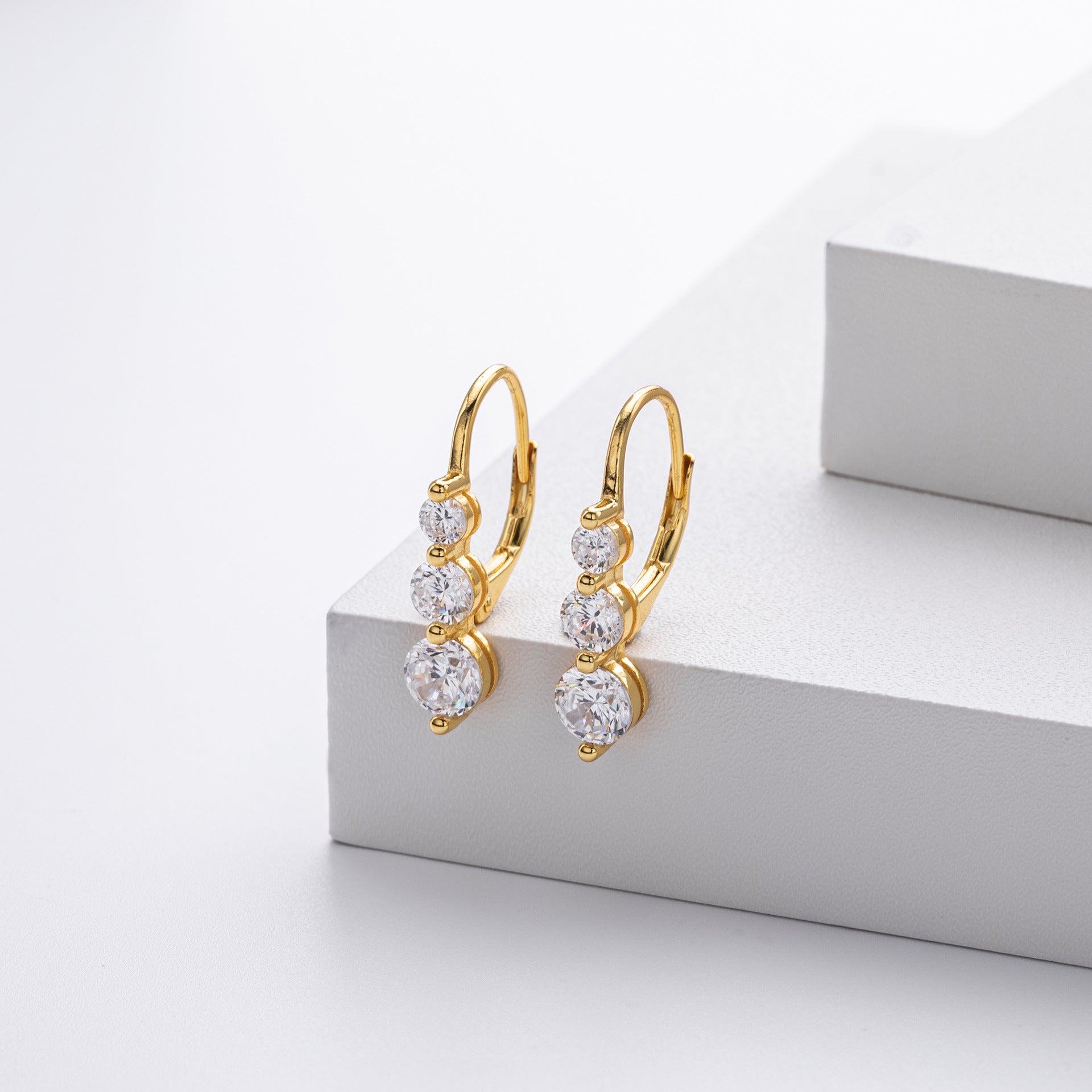 Damen Trauringe mit mehrfarbigem Zirkonbesatz und hochwertigem 925 Sterling Silber Shop Nory