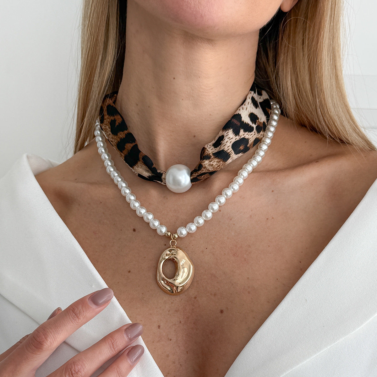 Damen Halskette mit herzförmigem Anhänger Shop Nory