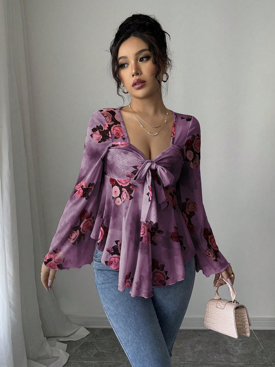 Damen Transparente Chiffon-Babydoll-Bluse mit Knotenfront und floralem Allover-Print Shop Nory