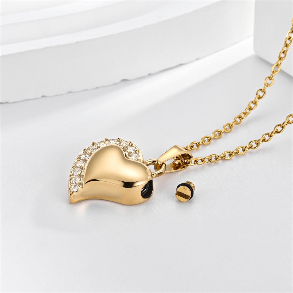 Damen Halskette mit herzförmigem Anhänger und funkelnden Zirkonia Shop Nory