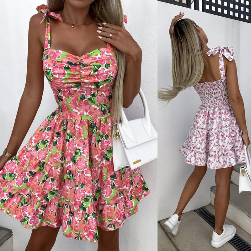 Damen Sommerliches Blümchenkleid mit taillierten Rüschendetails