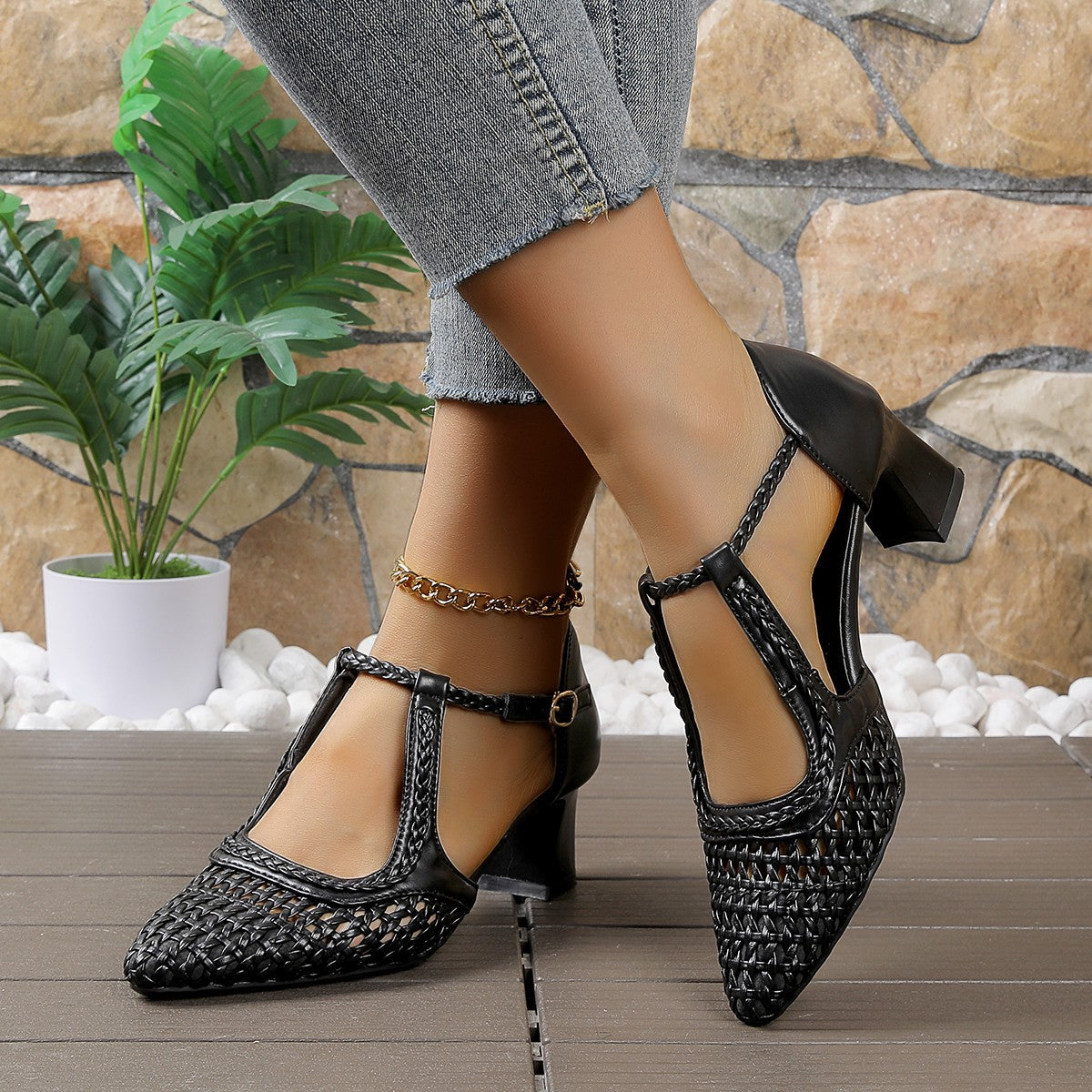 Damen elegante T-strap Sandaletten mit geflochtenem Design und komfortablem Blockabsatz