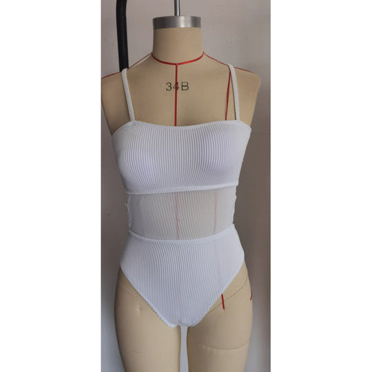 Damen Einteiler Badeanzug mit elegantem Rippendesign und figurschmeichelnder Silhouette