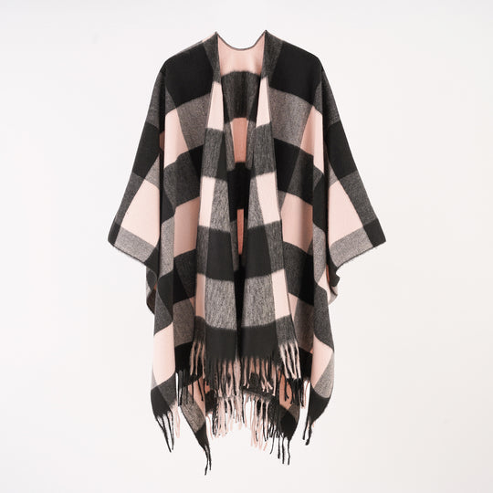 Damen Rechteckponcho im Ruana‑Stil aus Wollmix mit großen Karos und Fransensaum Shop Nory