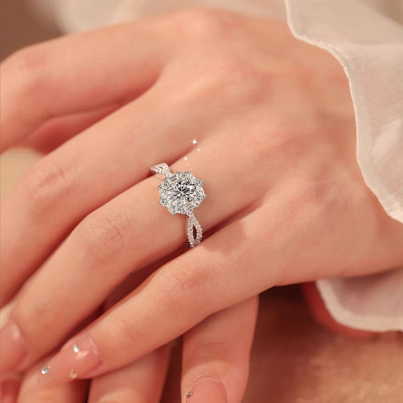 Damen Luxuriöser Solitär Ring mit kunstvoller Fassung Shop Nory