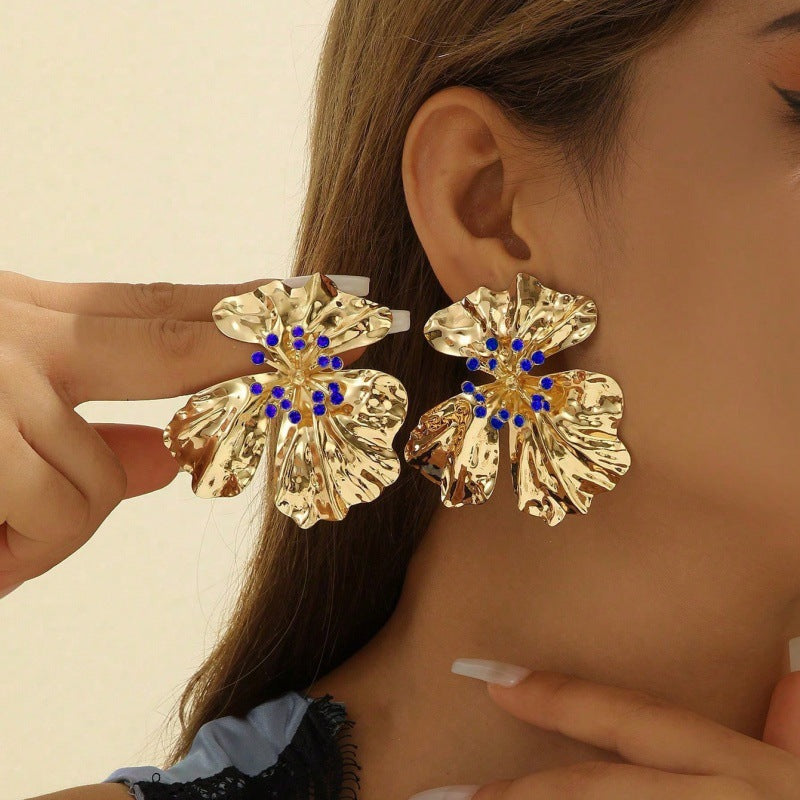 Damen Hängende Ohrringe mit kunstvollem Blumendesign Shop Nory