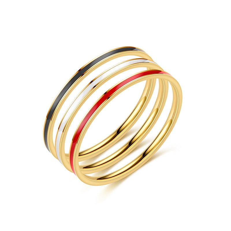 Damen Ring mit elegantem, schmalem Design und kontrastierenden Akzenten Shop Nory