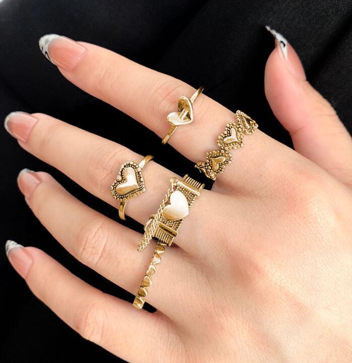 Damen Ring-Set mit filigranen Herz- und minimalistischen Designs Shop Nory