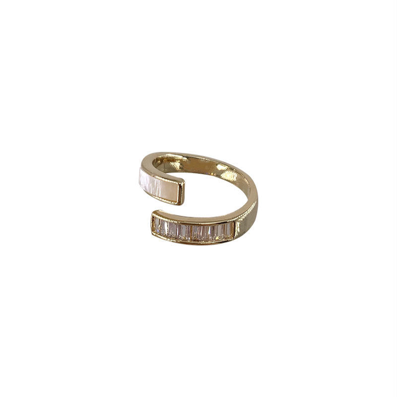 Damen modischer Ring mit modernem Design und eleganten Details Shop Nory