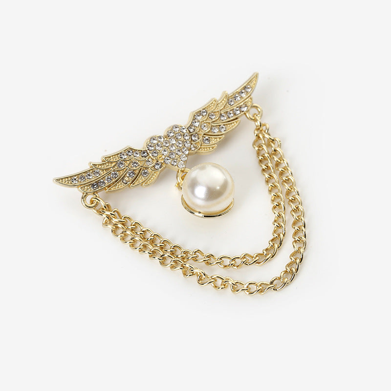 Perlenbrosche mit Flügelornament, Strassbesatz und Eleganten Doppelketten