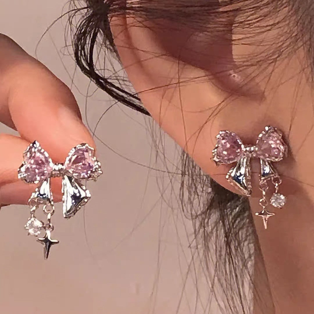 Damen Ohrstecker mit funkelndem Schleifen-Design und eleganten Kristallen Shop Nory