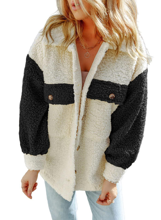 Damen nan oversized Teddy-Hemdjacke mit Kontraststreifen, aufgesetzten Brusttaschen und sichtbarer Knopfleiste Shop Nory
