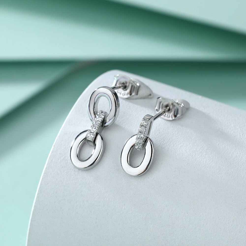 Damen Ohrringe mit modernem Ketten-Design und funkelnden Zirkonia Shop Nory