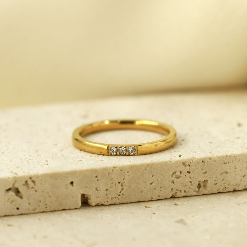 Damen eleganter Goldring mit Zirkonia-Steinen Shop Nory