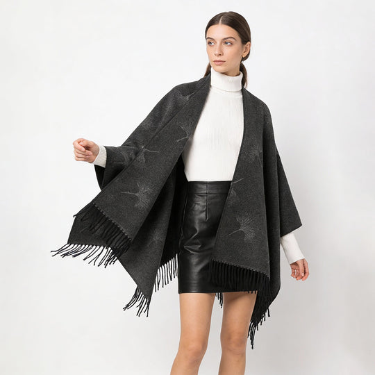 Damen Fransen-Capeponcho mit Pusteblumen-Jacquard und Oversize-Schnitt Shop Nory