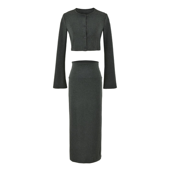 Damen Kurzgeschnittenes Set aus Feinstrick mit Knopfcardigan und figurbetontem Maxirock Shop Nory