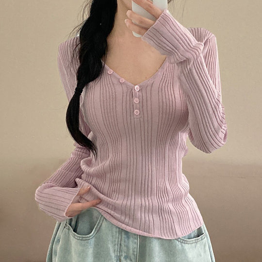 Damen nan feinstrukturierter Rippstrick-Longsleeve mit V-Ausschnitt, Henley-Knopfleiste und taillierter Passform Shop Nory